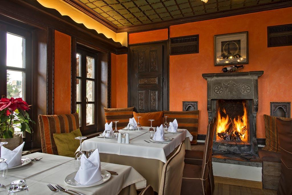 Hotel Frontzu Politia à Ioannina Extérieur photo
