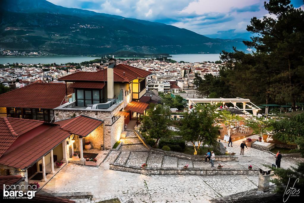 Hotel Frontzu Politia à Ioannina Extérieur photo