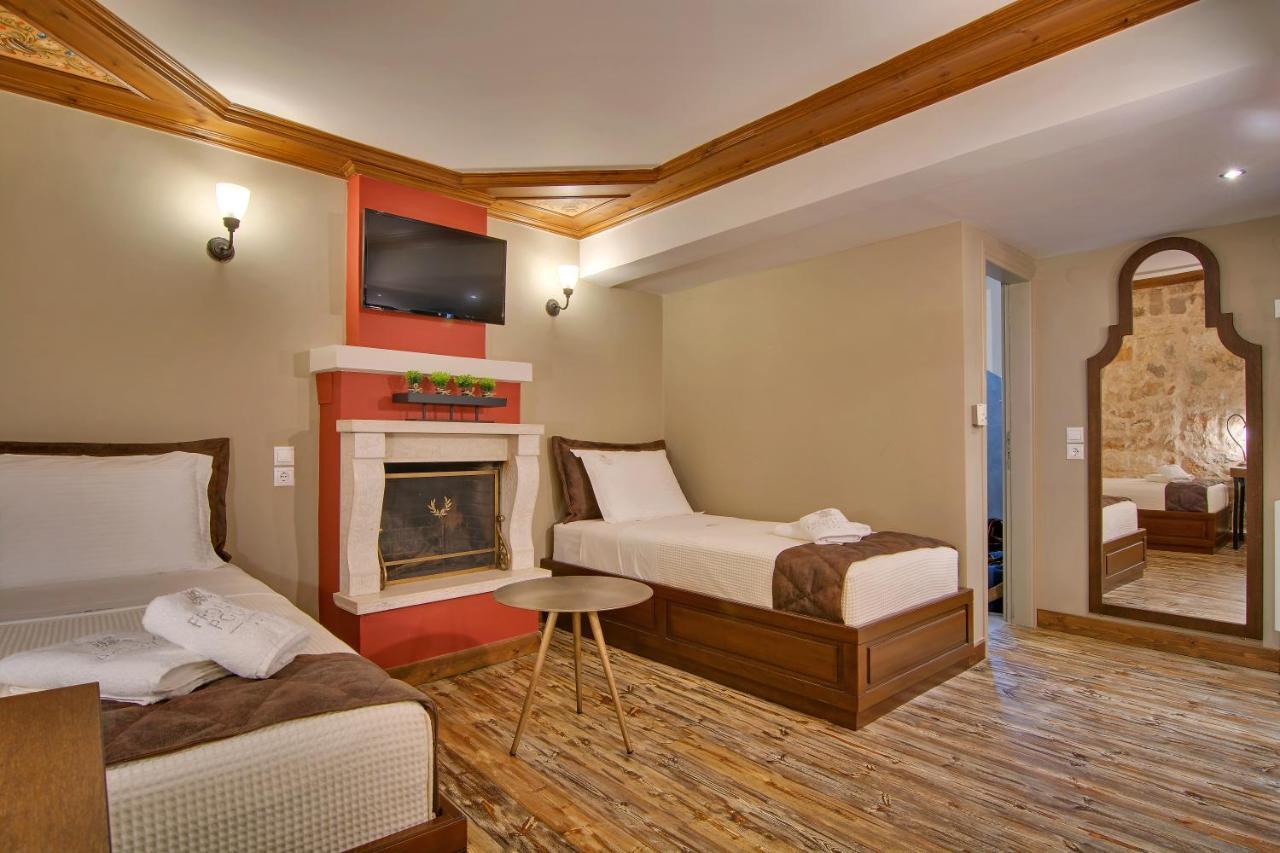 Hotel Frontzu Politia à Ioannina Extérieur photo
